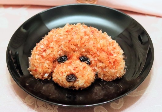 Onigiri with a dog's face
