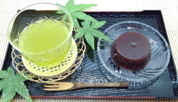Yokan and Japanese tea