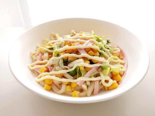 Salad udon