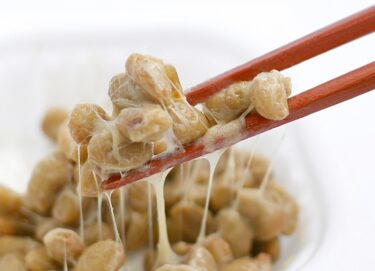 【Japanese people teach】How to eat Natto.